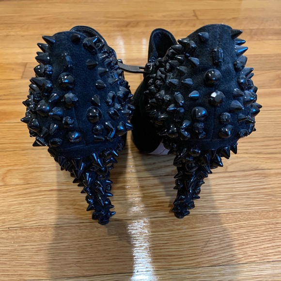 Jewel Spiked Renzo Booties by Sam Edelman - Picture 6 of 10